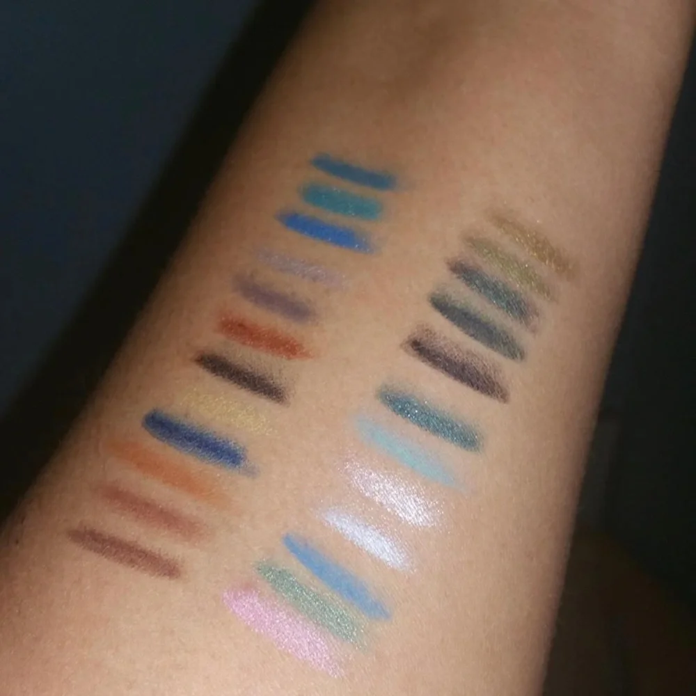 NWT 24 pcs Nabi Eyeliner and Eyebrow pencils